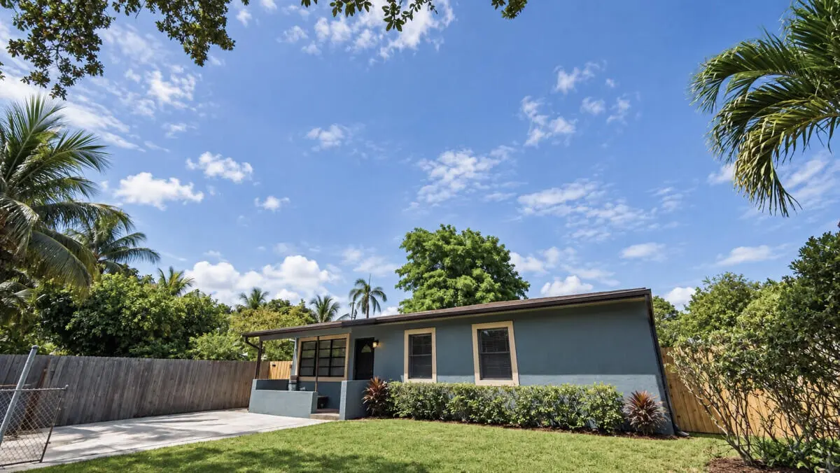 1142 Chateau Park Drive, Fort Lauderdale, FL – photo 1