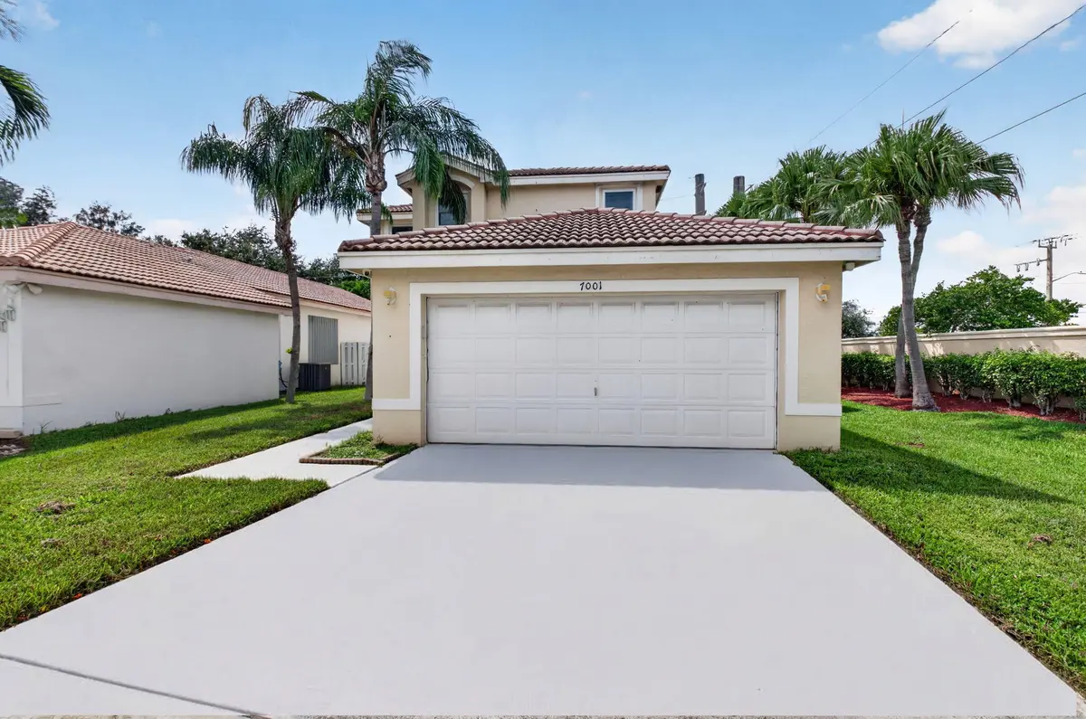 2-web-or-mls-DSC_1514 at 7001 Chesapeake Circle, Boynton Beach