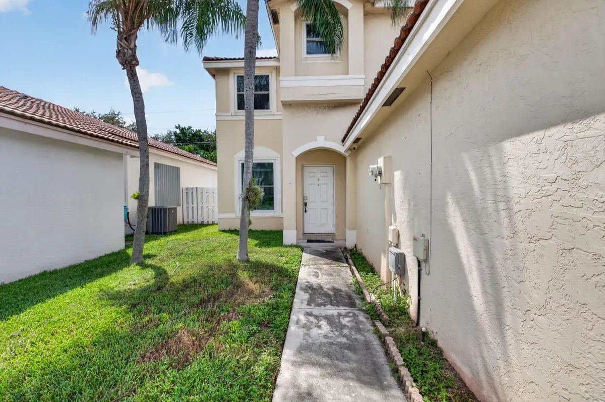 4-web-or-mls-DSC_1523 at 7001 Chesapeake Circle, Boynton Beach