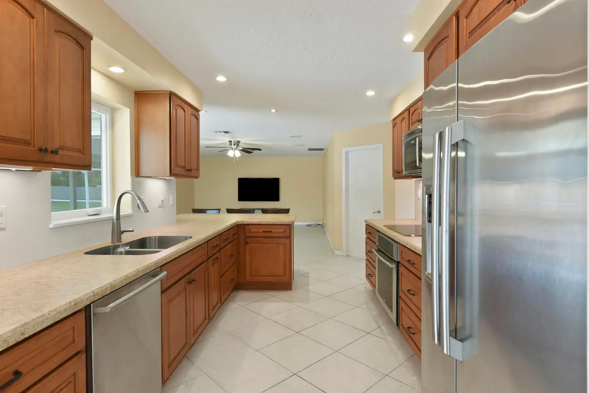 Stainless Steel Appliances at 1934 SE TICKRIDGE Road, Port St. Lucie