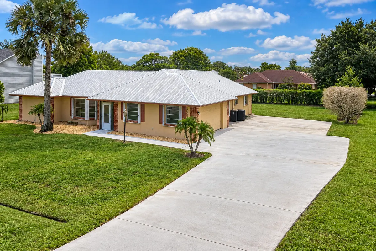 Oversized Driveway at 1934 SE TICKRIDGE Road, Port St. Lucie
