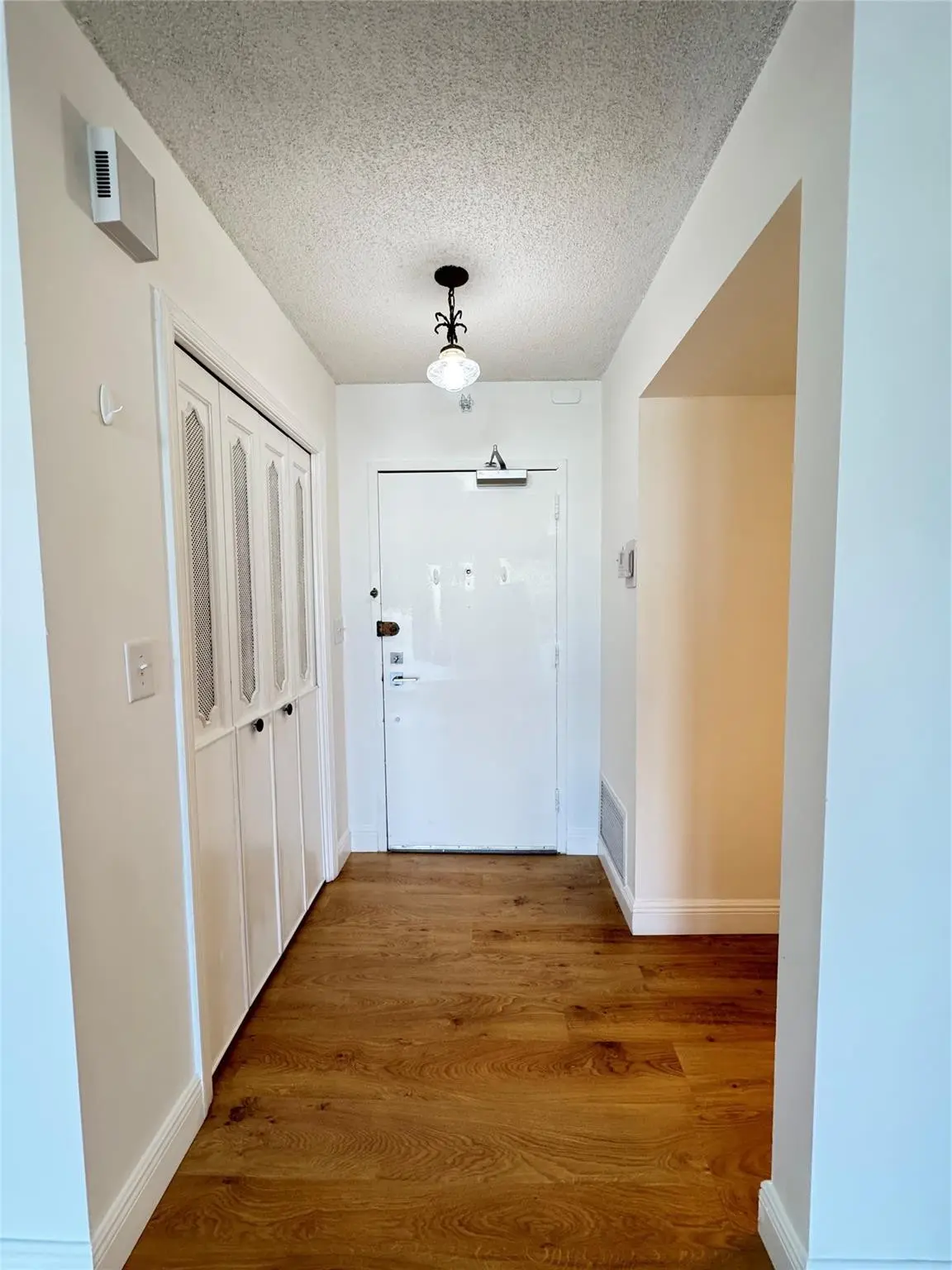 Entrance at 5200 N Ocean Boulevard 304, Lauderdale-By-The-Sea