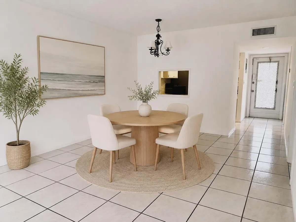 Dining Area at 899 SE 2ND Avenue 207, Deerfield Beach