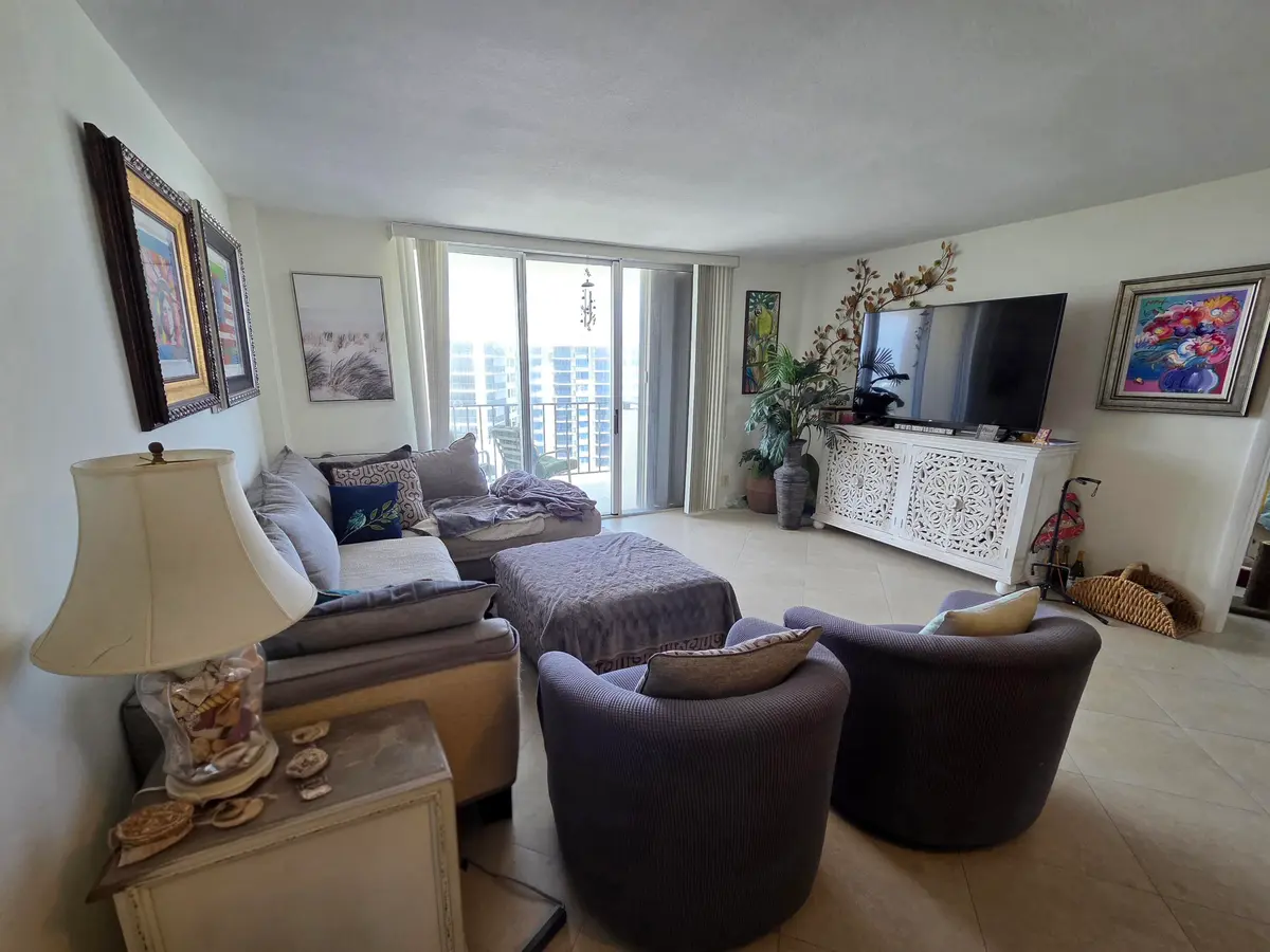 1900 S Ocean Blvd 15-K living and dining at 1900 S OCEAN Boulevard 15K, Lauderdale-By-The-Sea