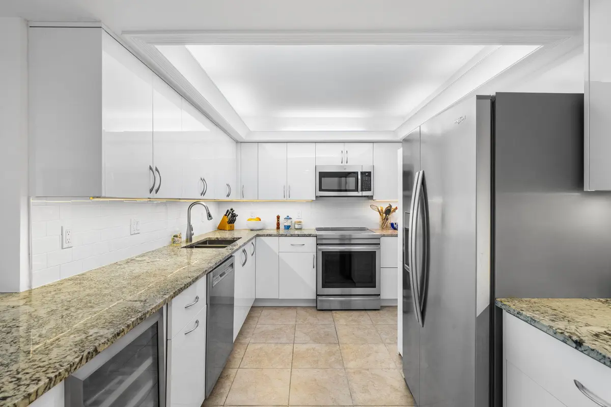 4-web-or-mls-A7R09812 at 4900 N Ocean Boulevard, Lauderdale-By-The-Sea
