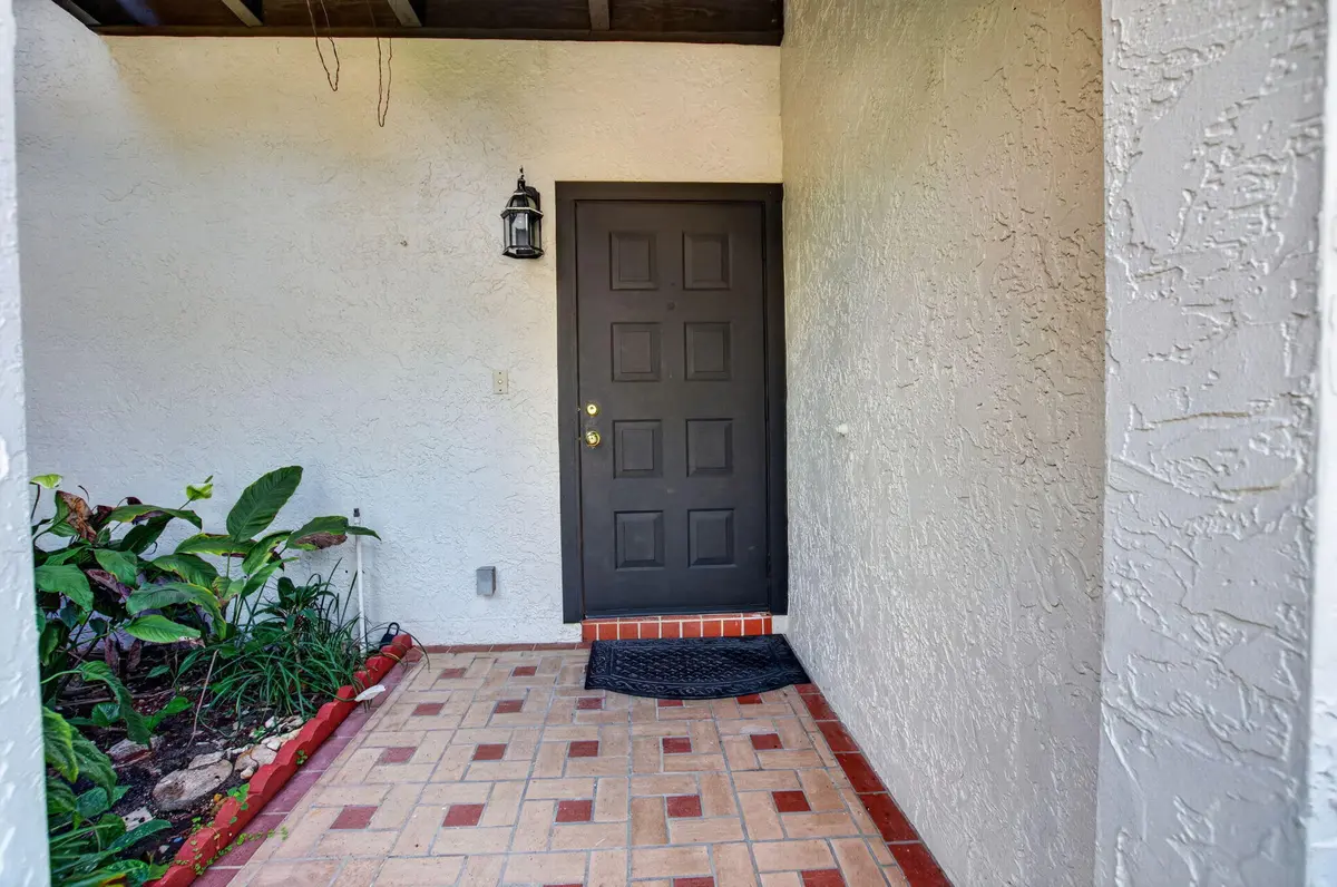 3-web-or-mls-DSC_4188 at 5726 FOX HOLLOW Drive G, Boca Raton