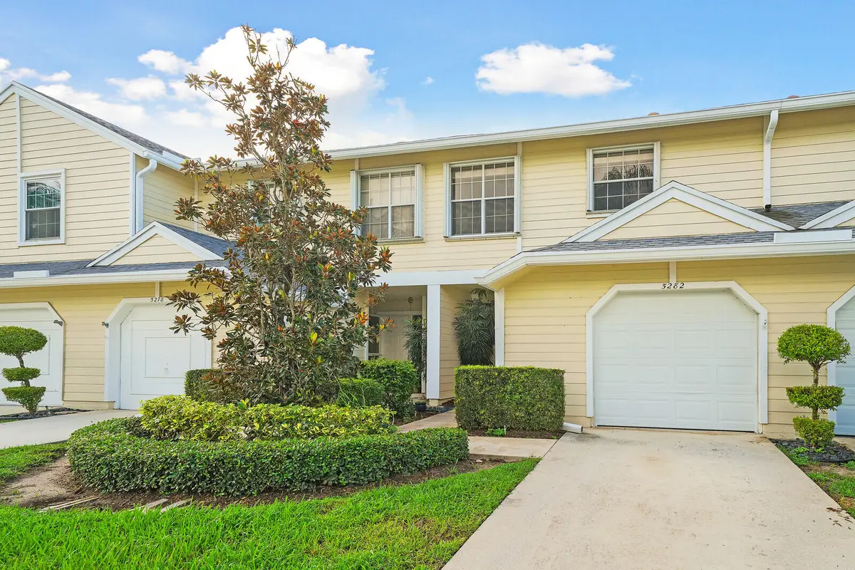 5282 Sapphire Valley at 5282 Sapphire Valley, Boca Raton