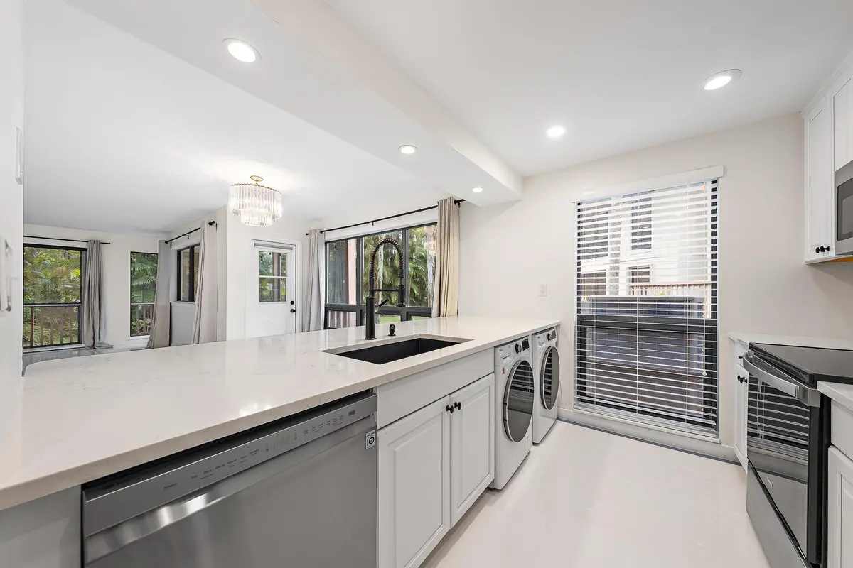 224 Brackenwood Terrace, Palm Beach Gardens, FL – photo 7