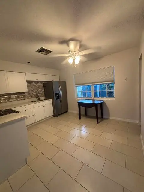 IMG_3672 at 738 SW 5TH Avenue, Hallandale Beach
