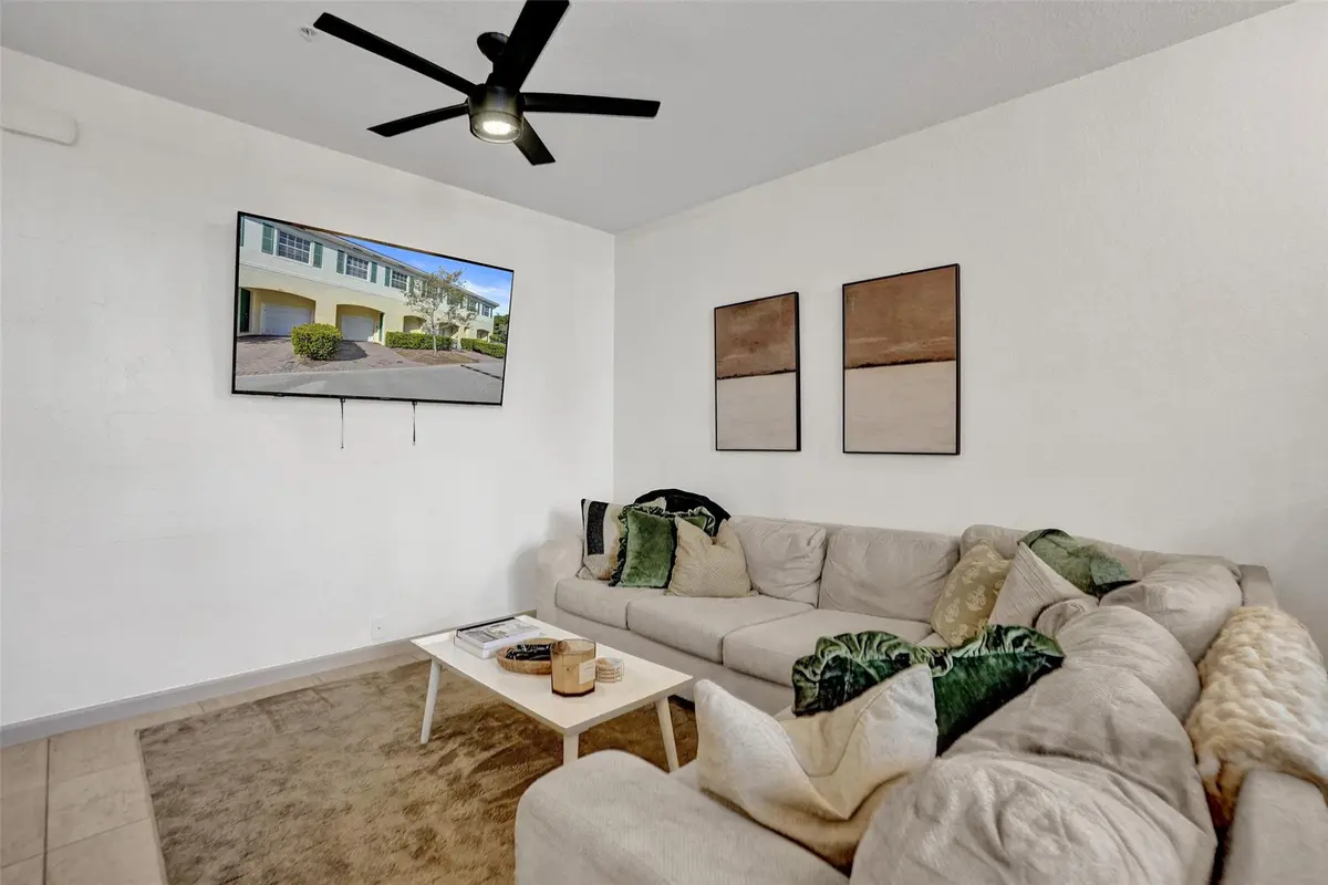 Photo 8 at 159 SW 7TH Court, Pompano Beach