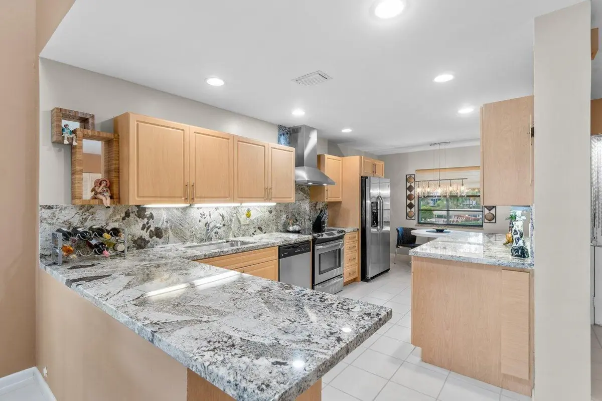 Kitchen at 68 EASTGATE Drive D, Boynton Beach