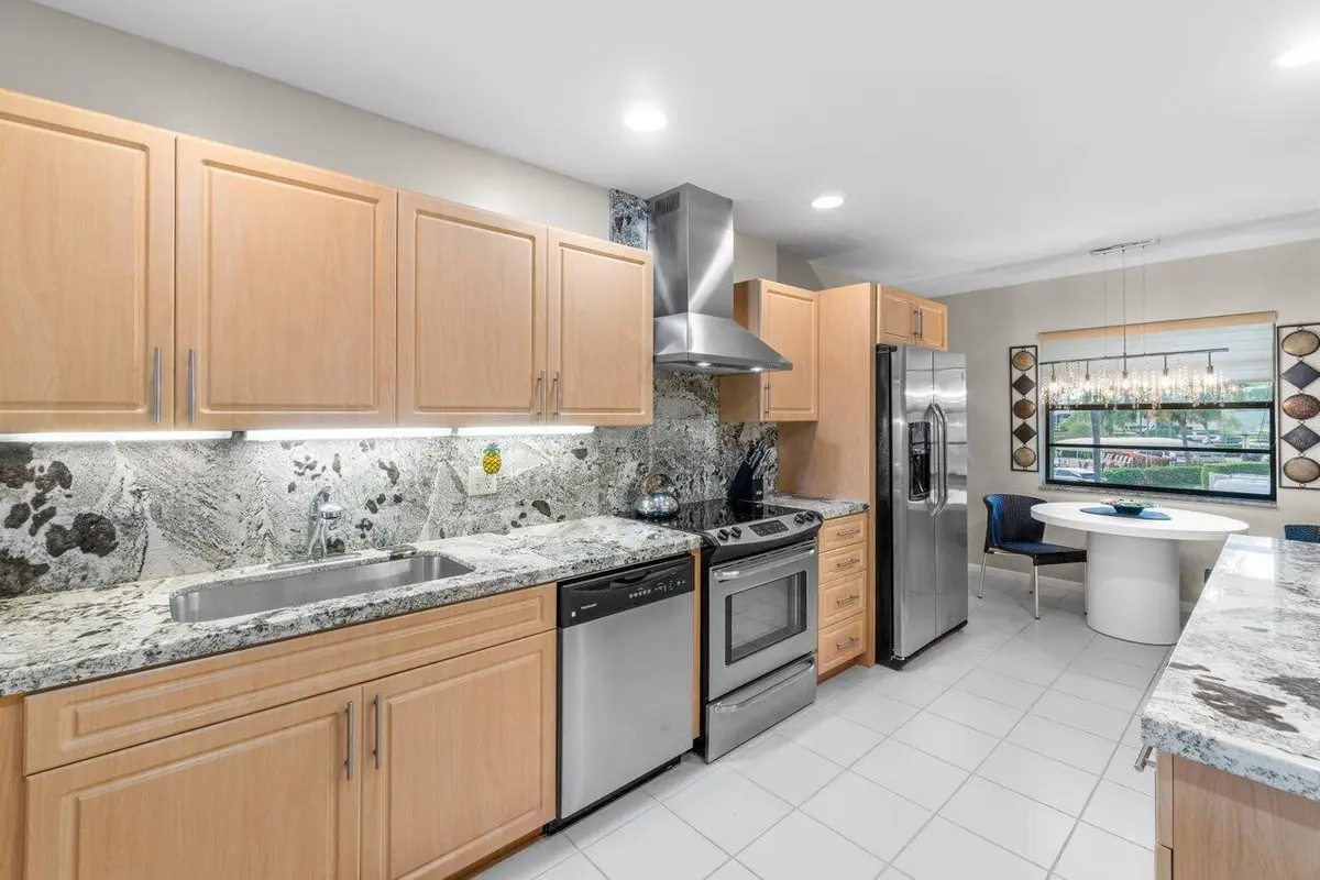 Kitchen at 68 EASTGATE Drive D, Boynton Beach