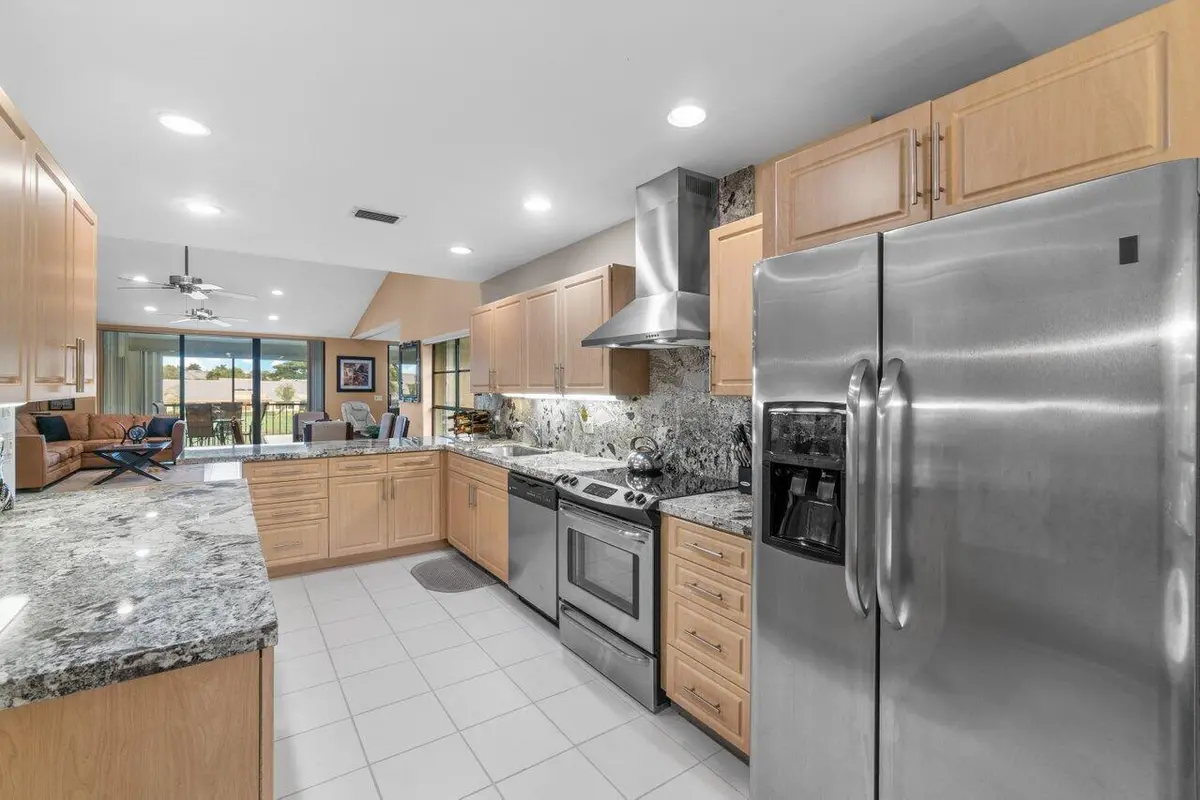 Kitchen at 68 EASTGATE Drive D, Boynton Beach