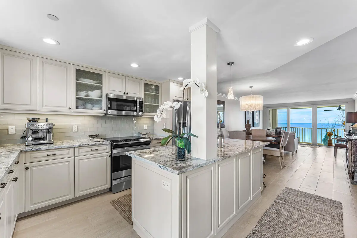 005-3101SouthOceanBoulevard-710-Highland at 3101 S OCEAN Boulevard 710, Highland Beach