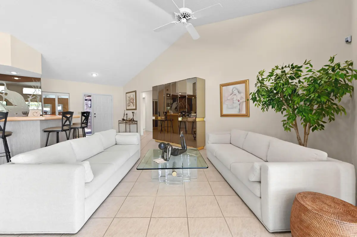 06 Living room 02 at 5722 Willow Creek Lane, Delray Beach
