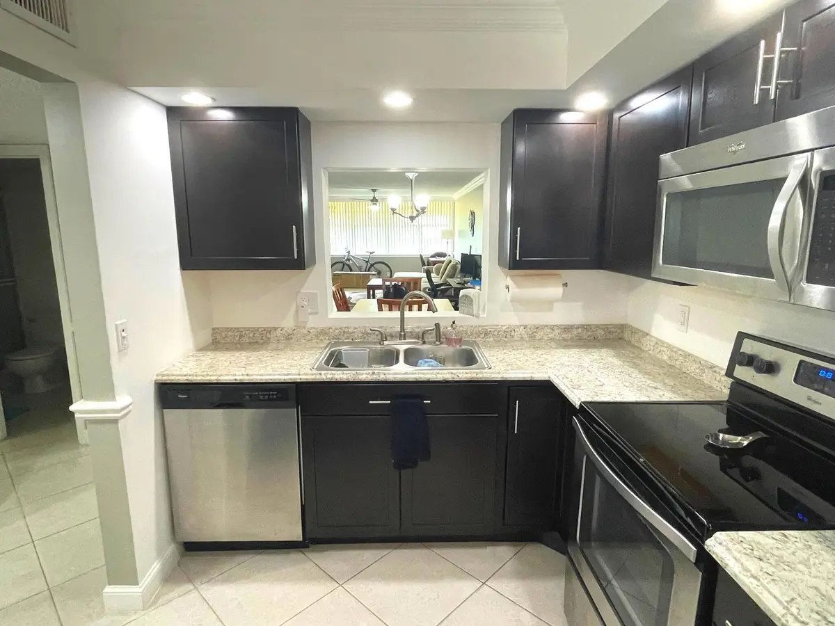 20230202192929489164000000-o at 2805 SW 22ND Avenue 2070, Delray Beach