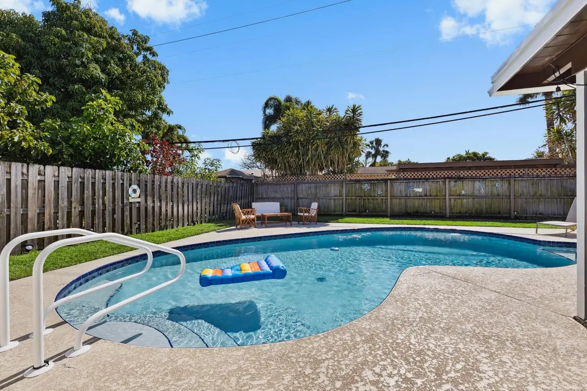 IMG_6573 at 328 Balsam Street, Palm Beach Gardens
