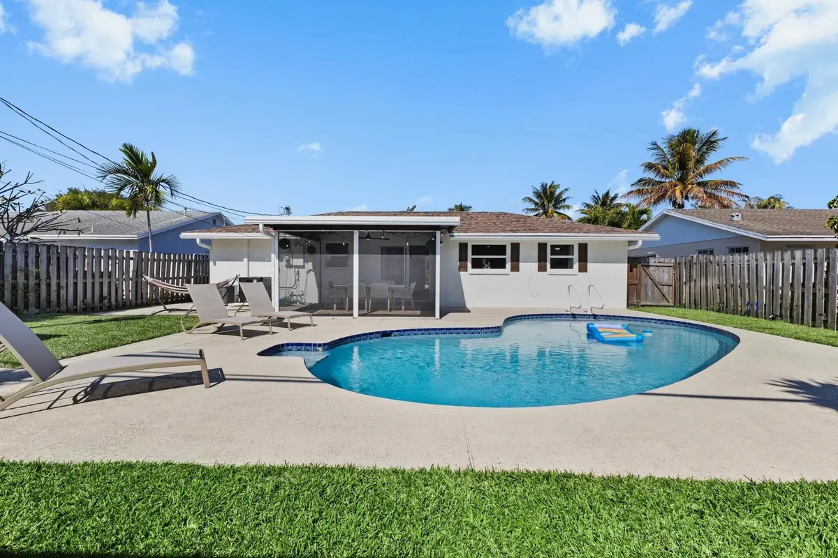 IMG_6575 at 328 Balsam Street, Palm Beach Gardens