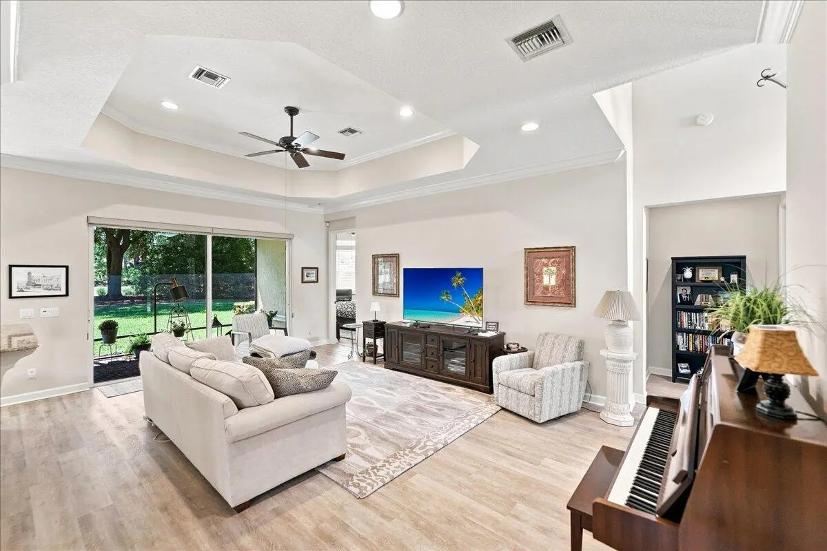 15-DSC9202 at 9535 Avenel Lane, Port St. Lucie