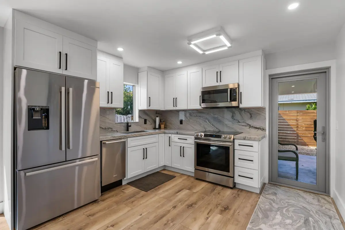 20220313155222195105000000-o at 918 SE 3RD Avenue, Delray Beach