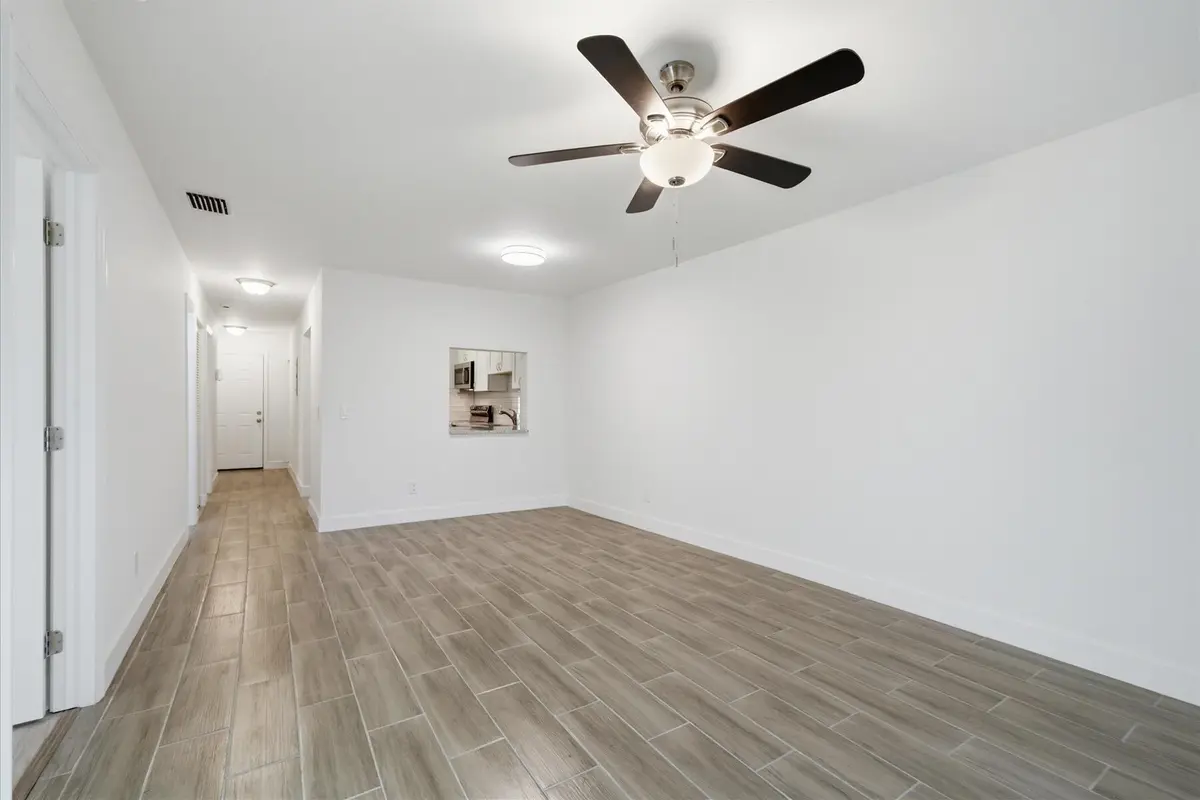 10-Dining Area at 428 Grove Isle Circle 9, Vero Beach