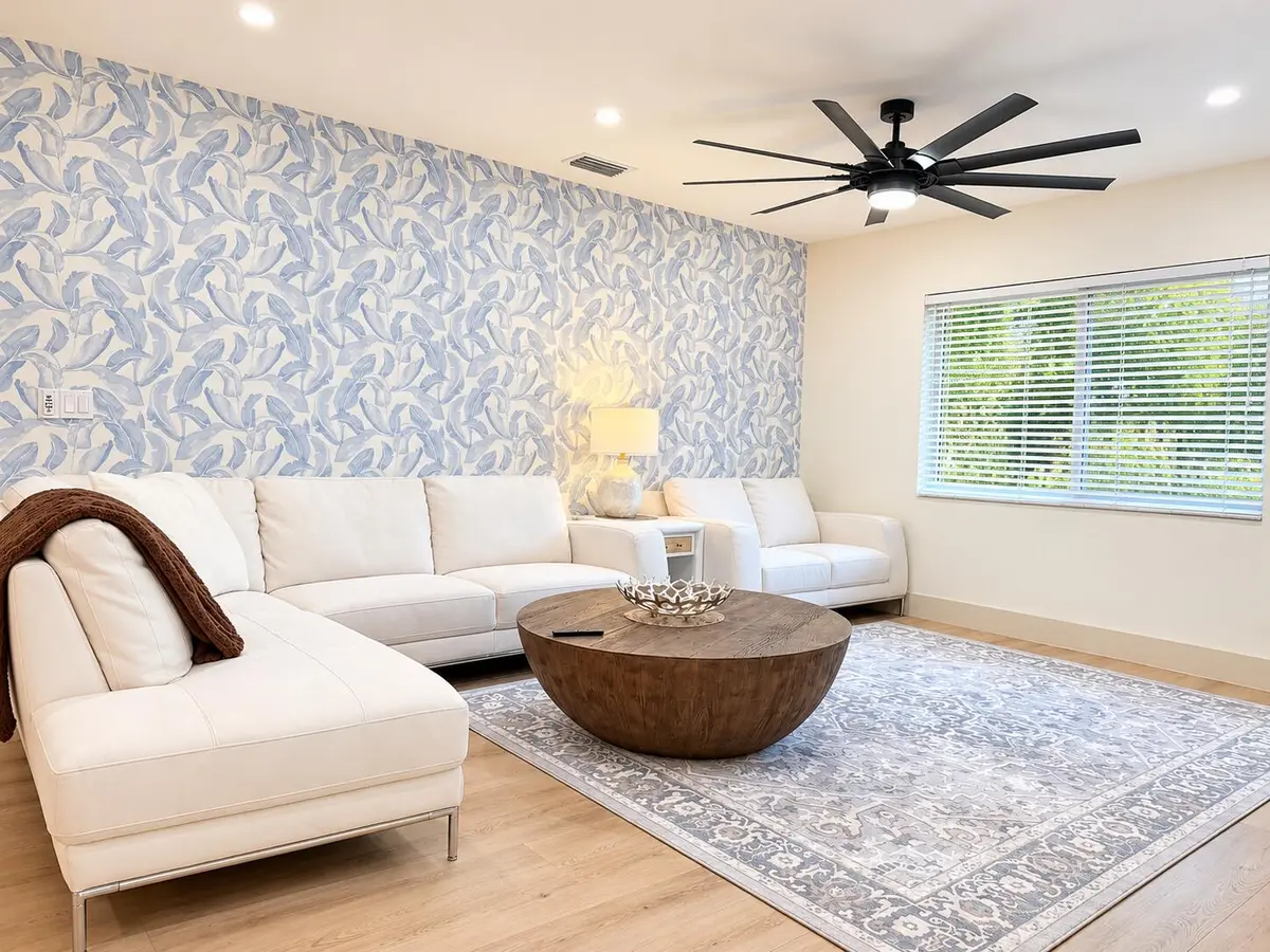 76ad599a-26f1-4e87-bc2d-1e04a25b0bce at 3904 LOWSON Boulevard, Delray Beach