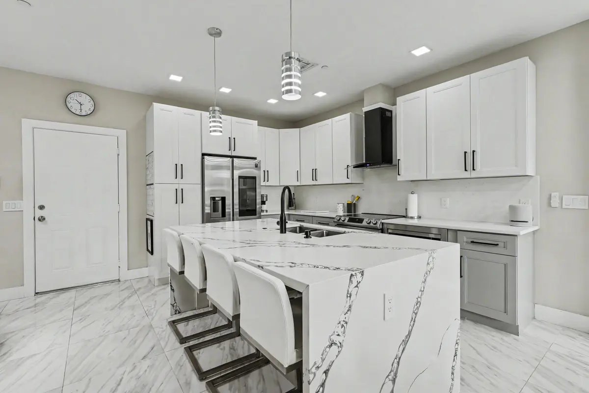 2937-19 at 2937 CASCADA ISLES Way, Cooper City
