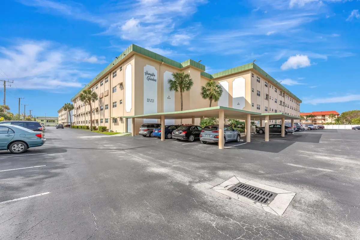 1-web-or-mls-DSC04021 at 806 SE 7TH Street 201, Deerfield Beach