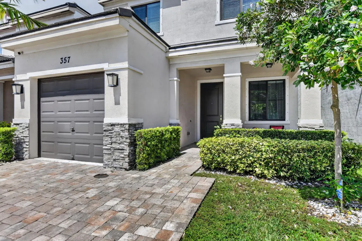 2-web-or-mls-DSC_6297 at 357 NW 36th Avenue, Pompano Beach