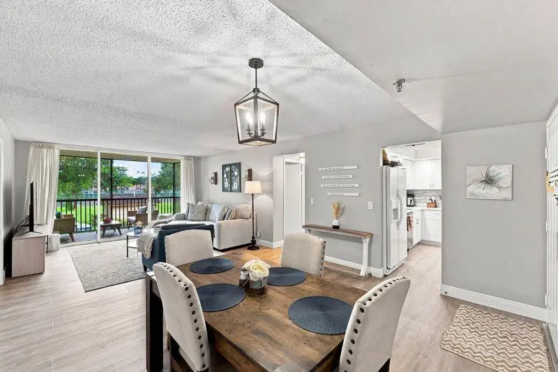 5260 M at 5260 NW 2nd Avenue Unit 204, Boca Raton