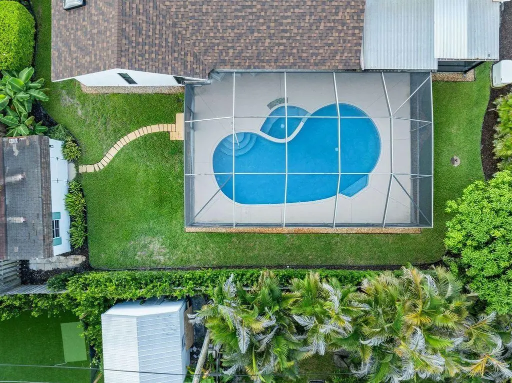 Tequesta2 at 14 SE Paddock Circle, Tequesta