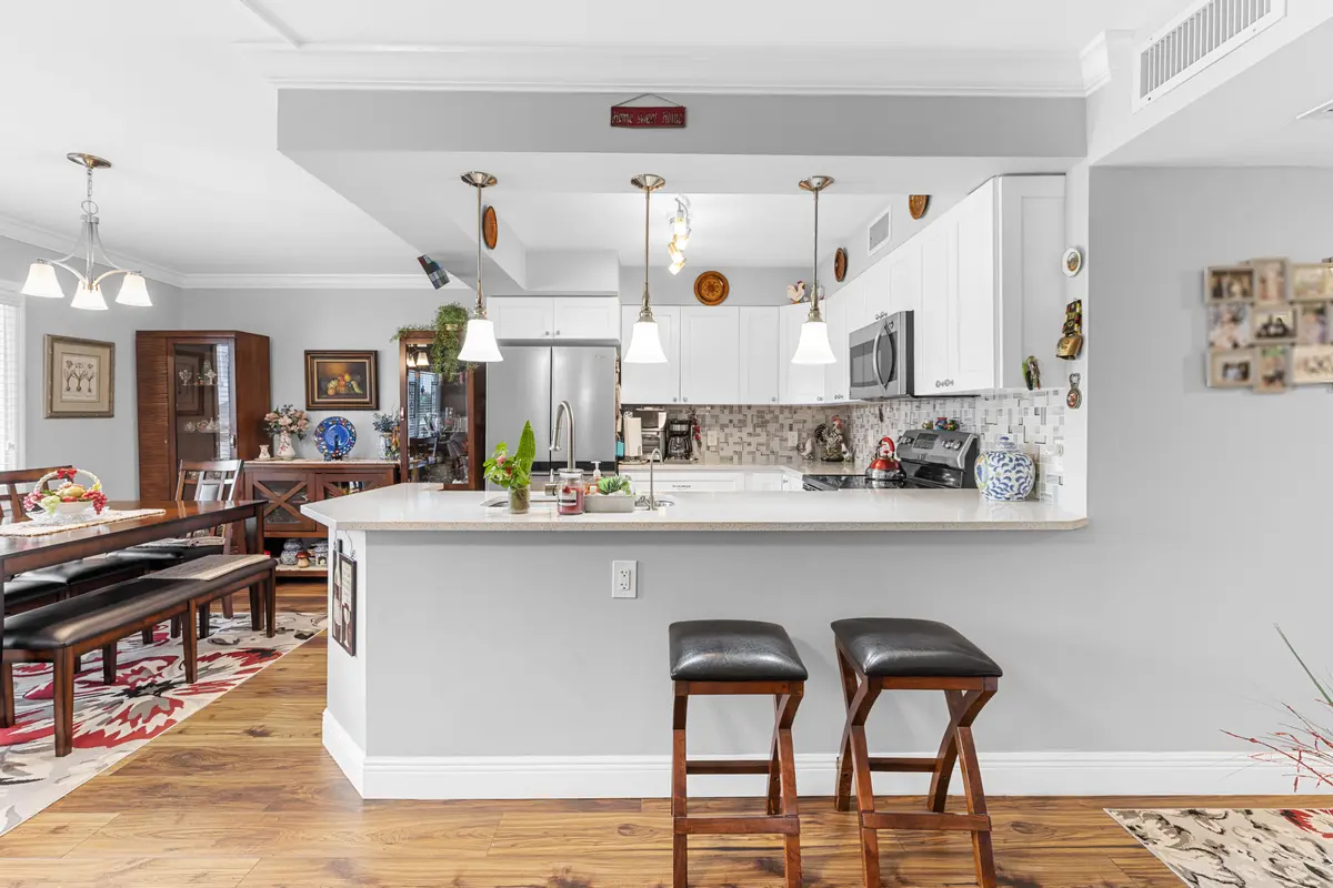 R6II8190 at 2041 Lyndhurst J, Deerfield Beach