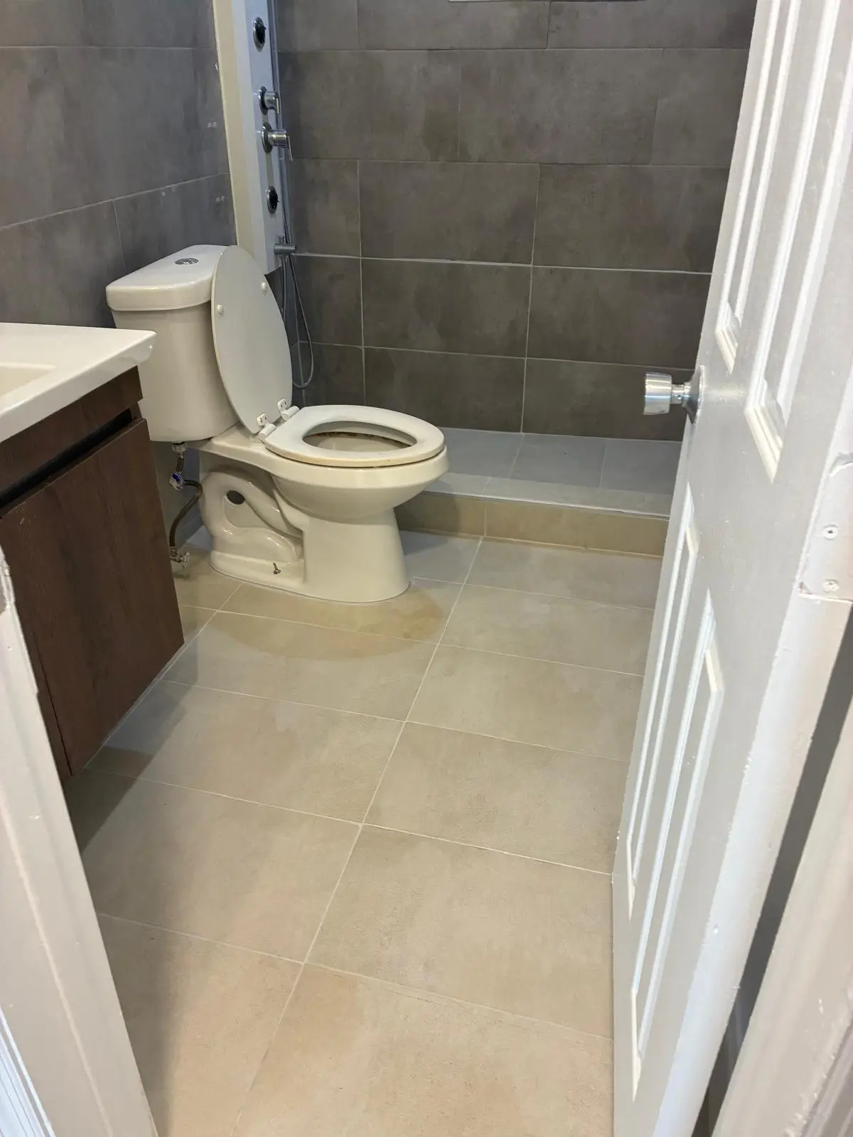 WhatsApp Image 2026-08-31 at 3.09.27 PM at 4905 N Flagler Drive 4, West Palm Beach