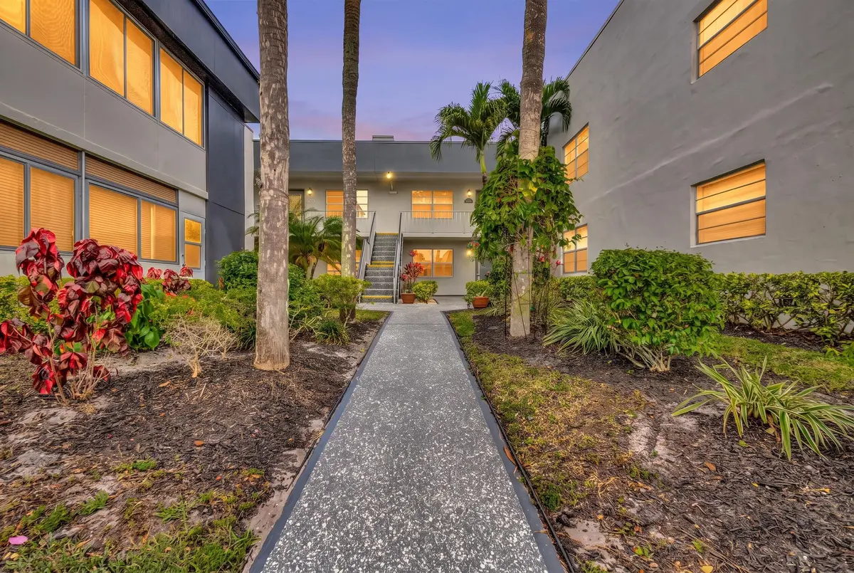 IMG_2696 at 370 BURGUNDY H H, Delray Beach