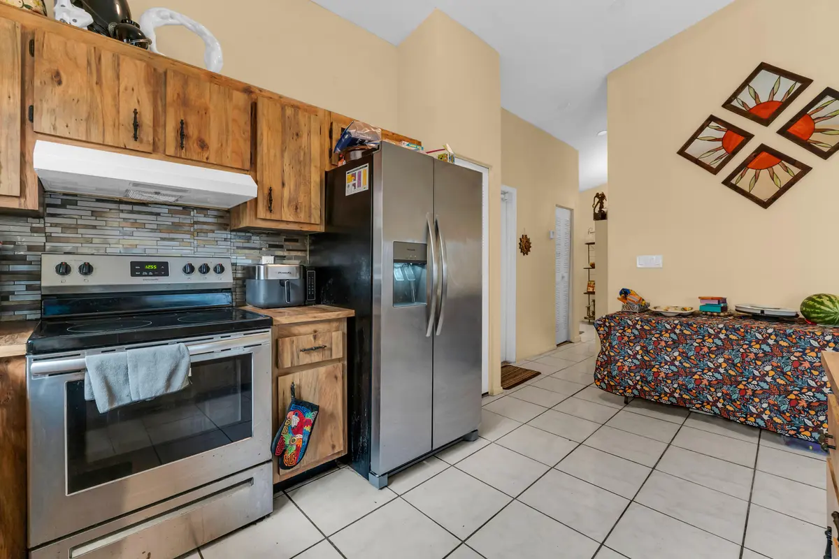 4941 NW 83rd Avenue, Lauderhill, FL – photo 7