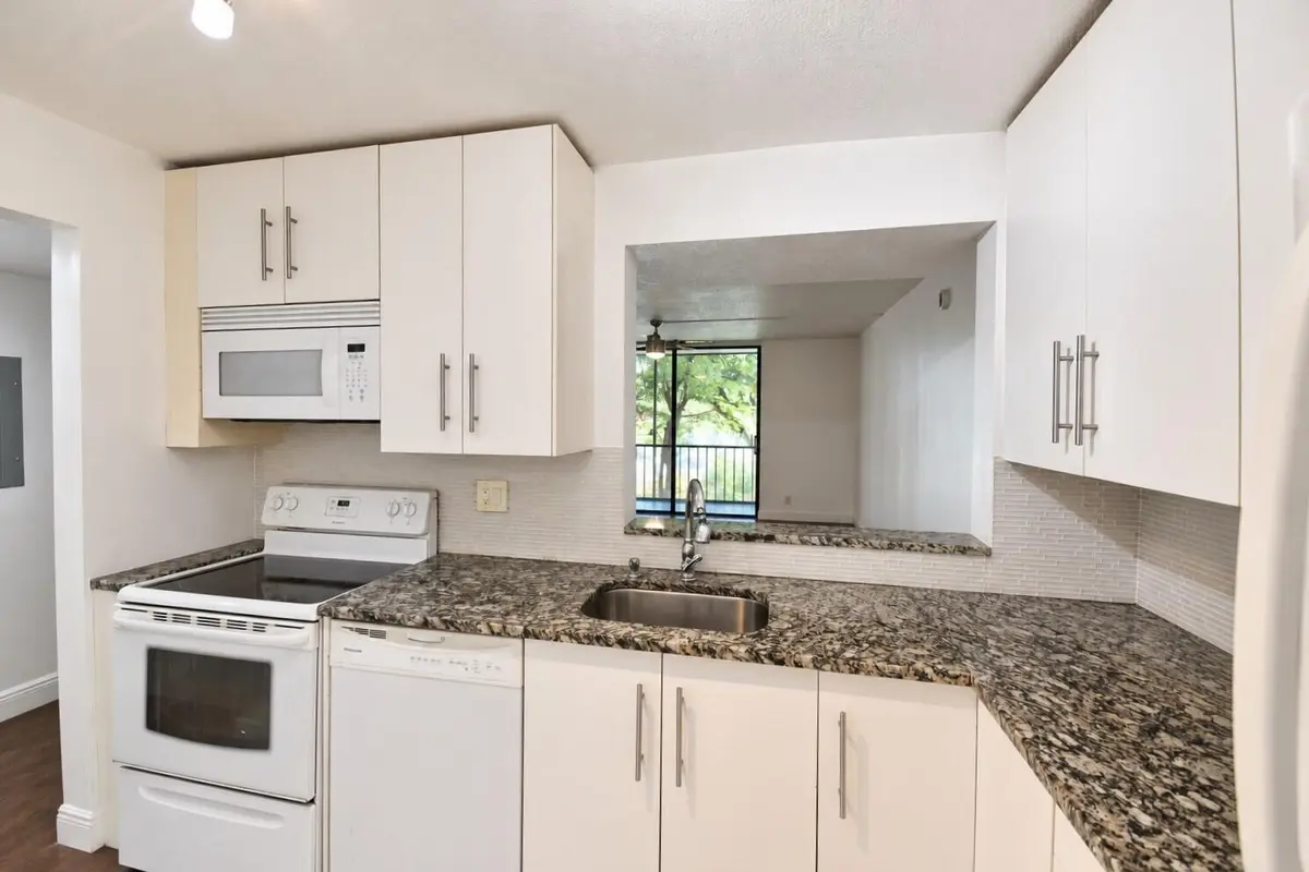 5220 Las Verdes kitchen 2 at 5220 Las Verdes Circle 220, Delray Beach
