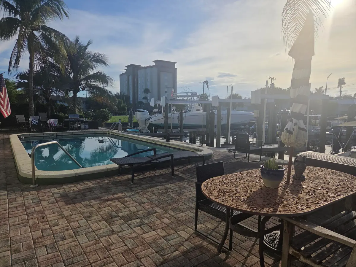 861 SE 22ND Avenue 3, Pompano Beach, FL – photo 2