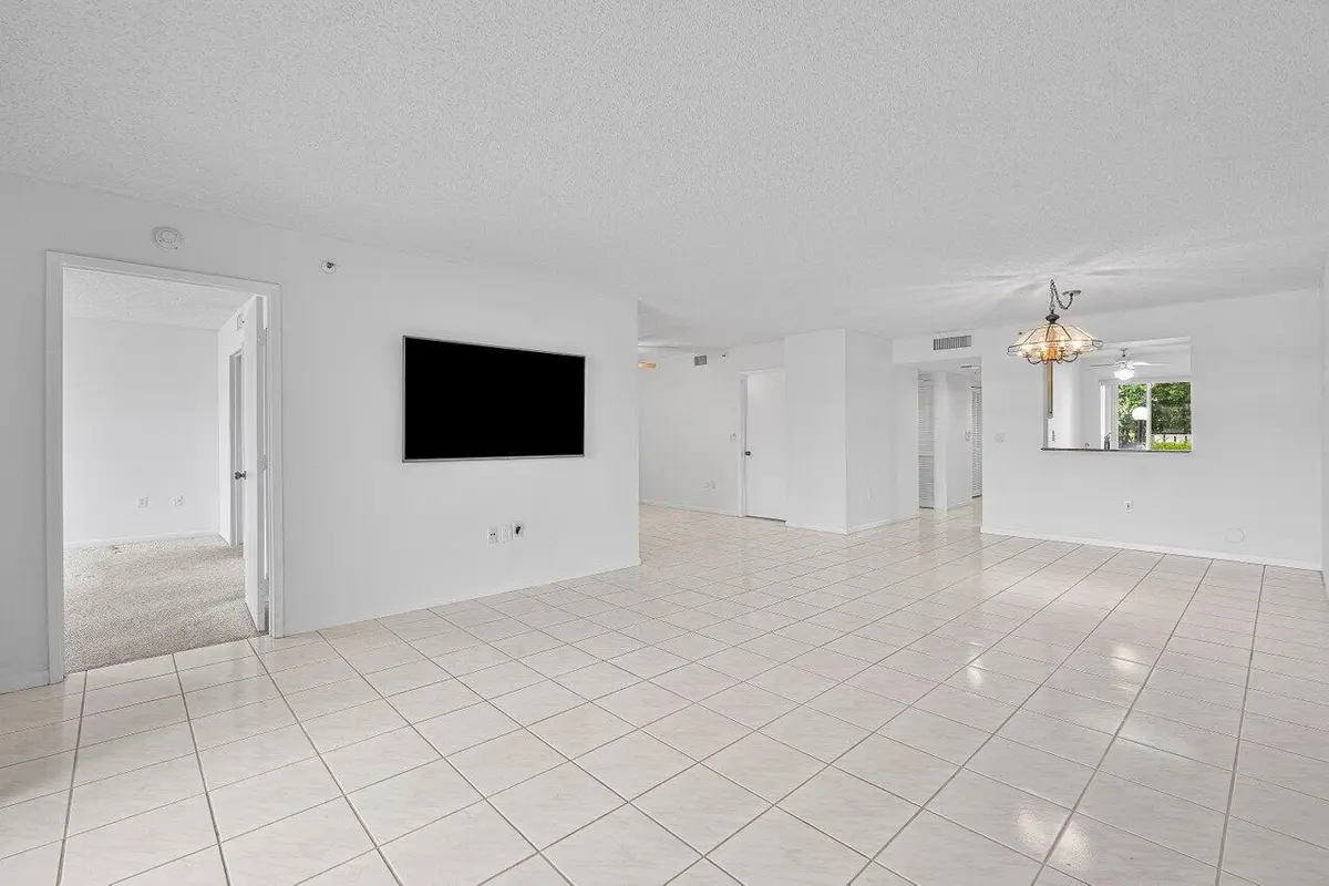 6112 Huntwick Terrace 102, Delray Beach, FL – photo 8