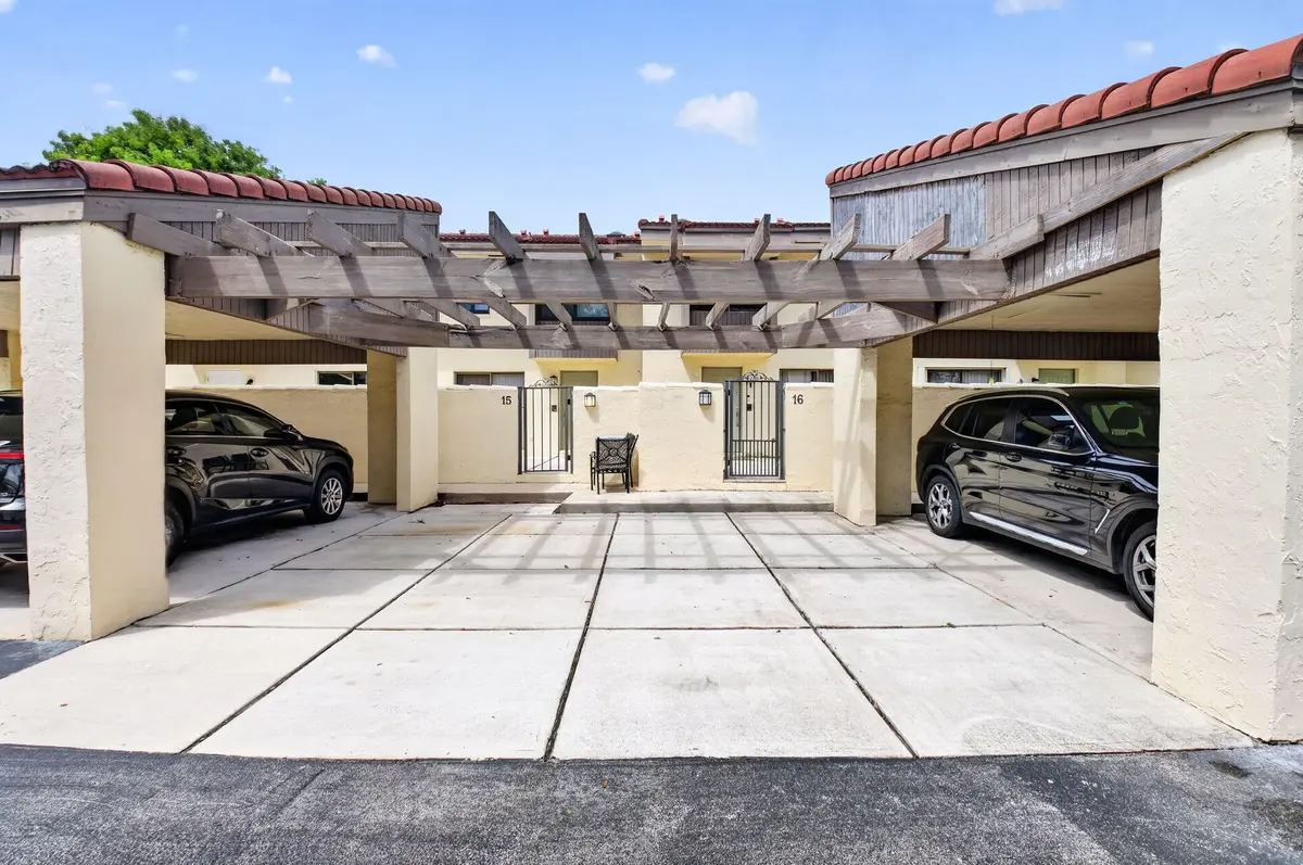 2-web-or-mls-DSC_2503 at 1330 NW 13TH Street 16, Boca Raton