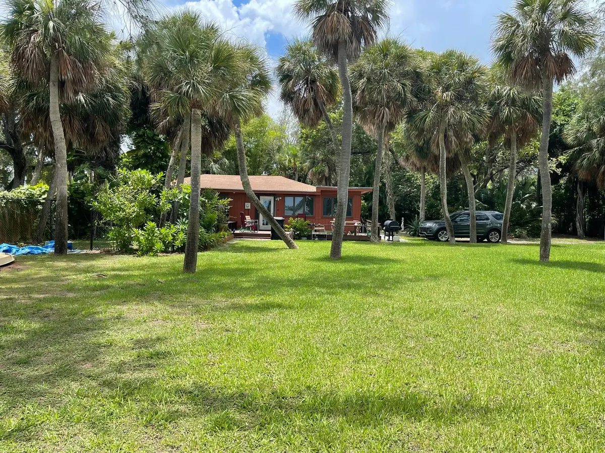 2-back yard to house at 806 S LAKESIDE Drive, Lake Worth Beach