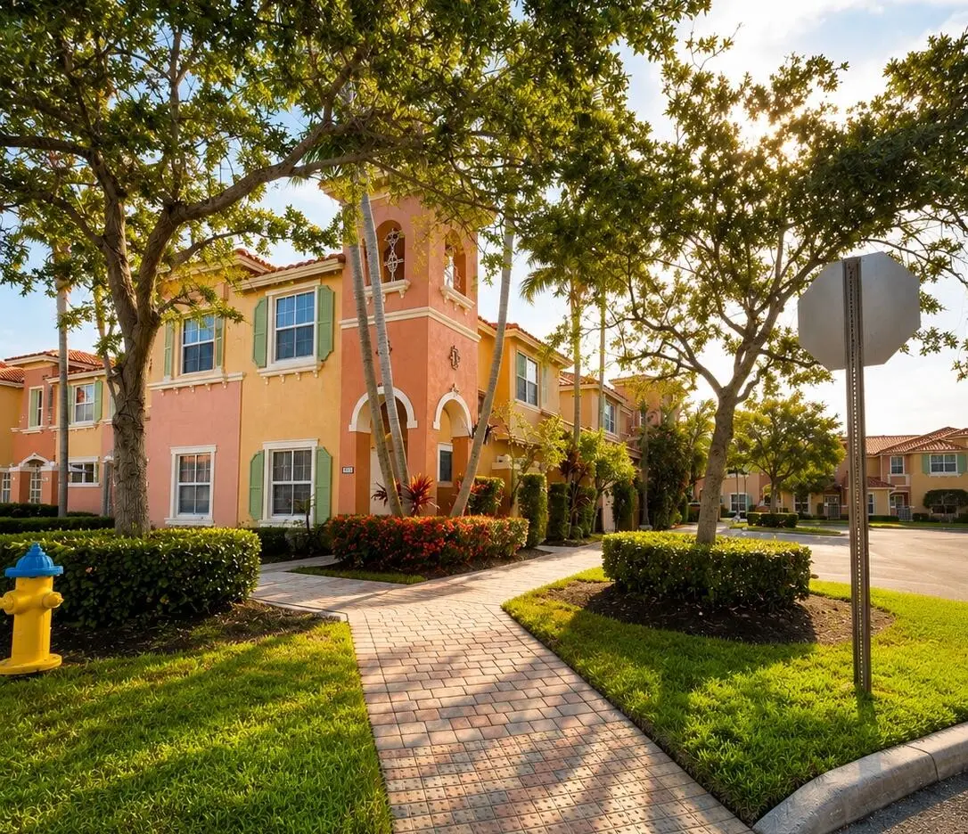 Pembroke Cay Buildings2 at 906 SW 143rd Avenue 2005, Pembroke Pines