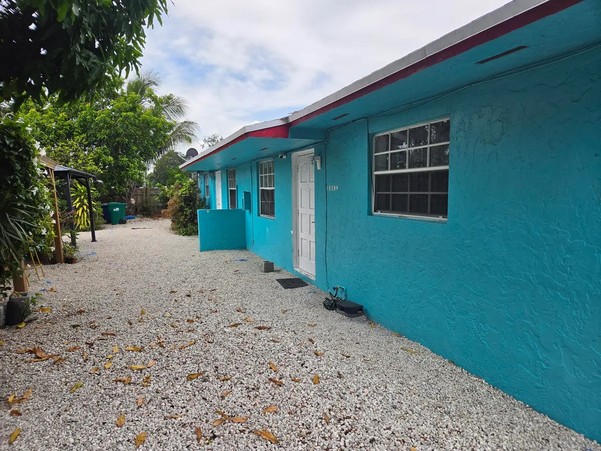 103 3 at 10304 NW 10TH Avenue, Miami