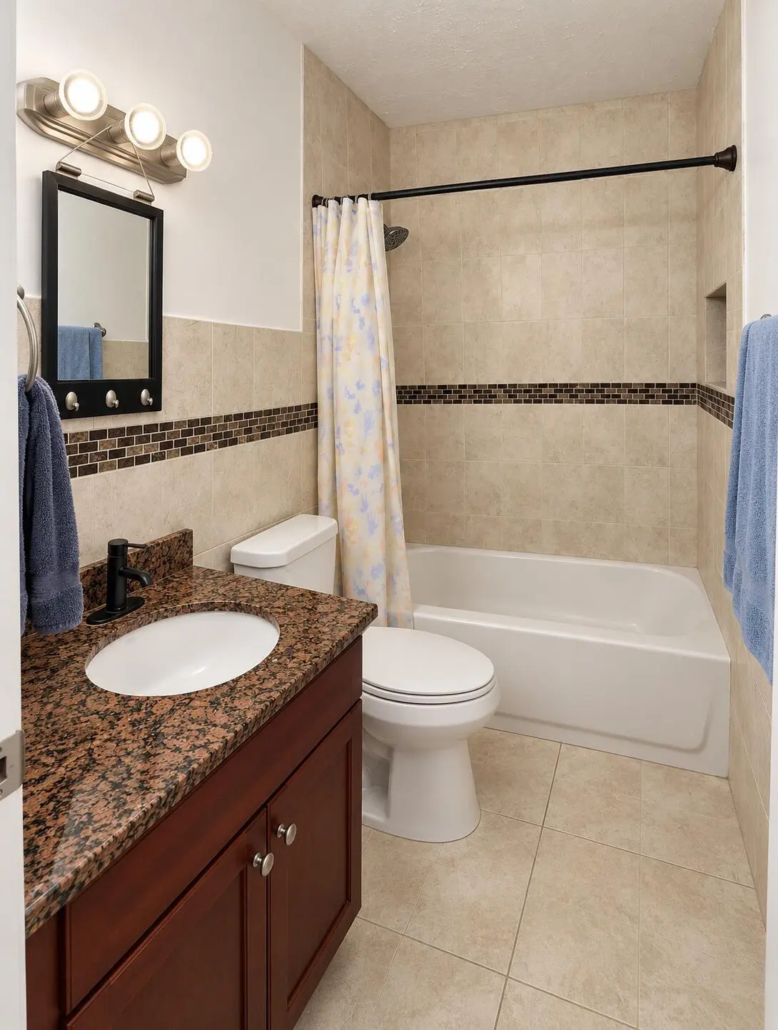 18720 NE 18TH Avenue 217 3 at 18720 NE 18TH Avenue 217, Miami