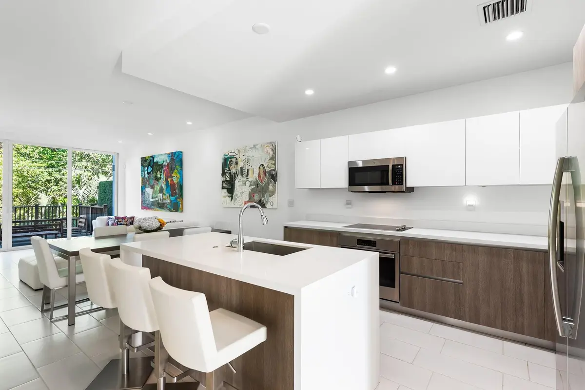 Photo 4 at 2477 NE 135TH Street, North Miami