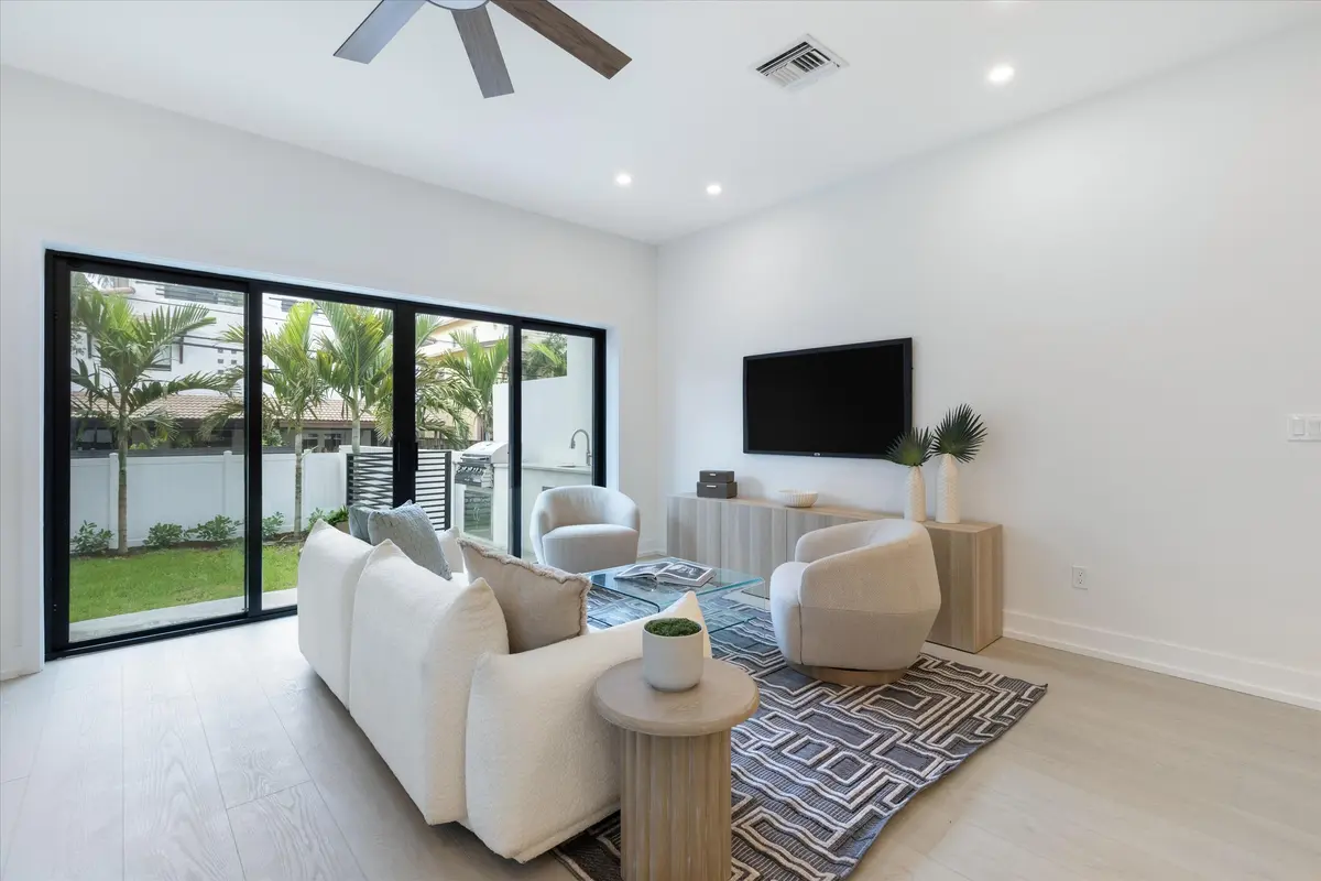20-509 SW 11th Street Ft. Lauderdale, FL at 507 SW 11th Street, Fort Lauderdale