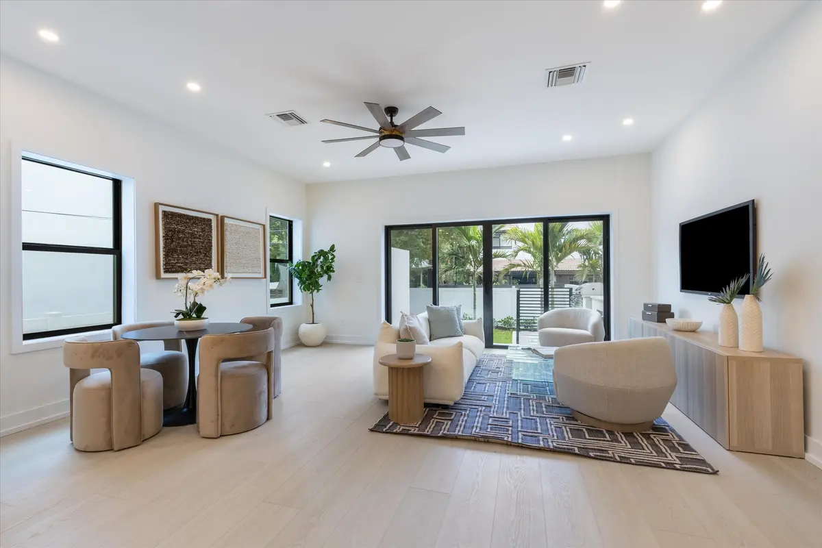 18-509 SW 11th Street Ft. Lauderdale, FL at 507 SW 11th Street, Fort Lauderdale