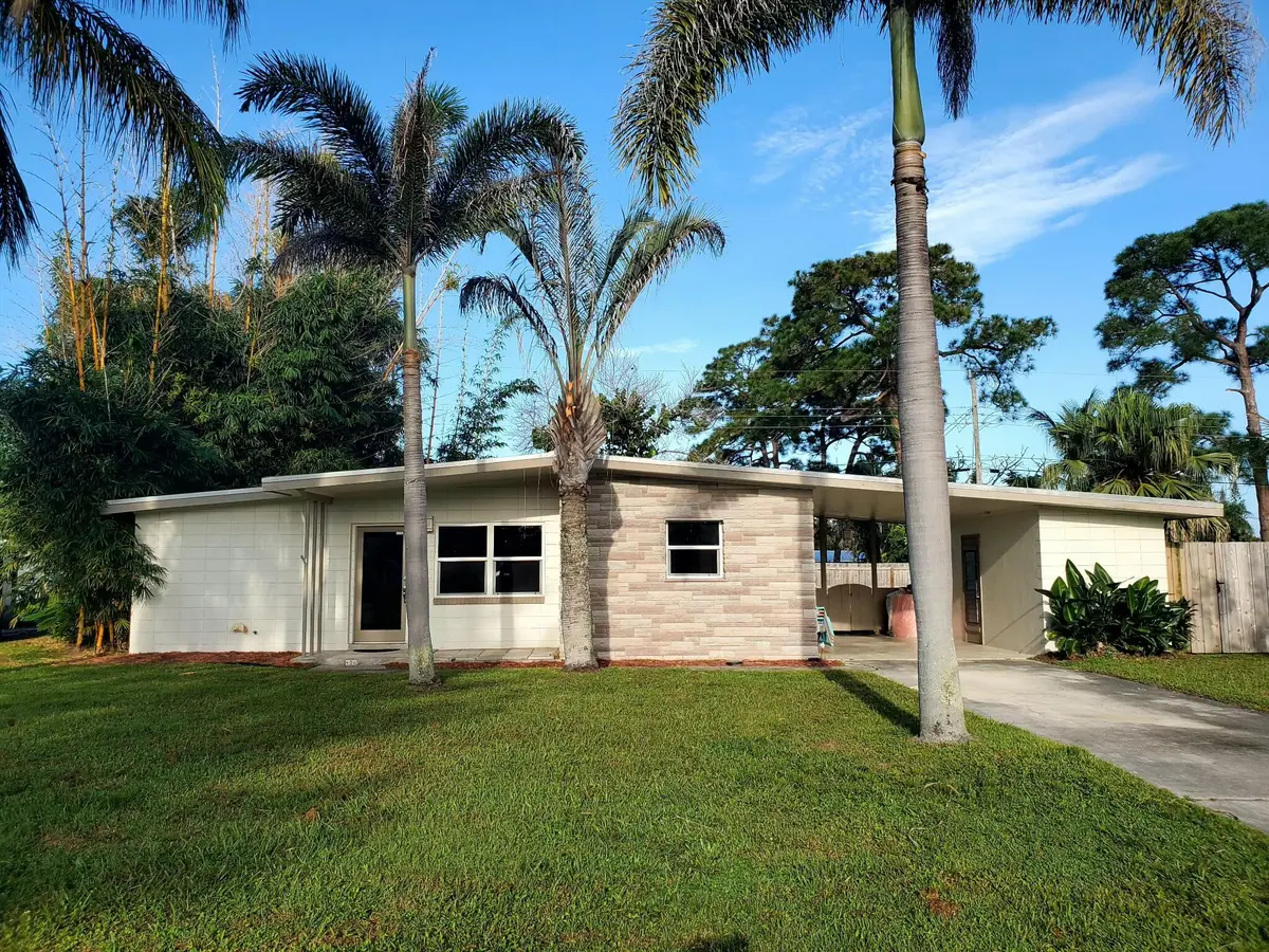 Front 2 at 406 POPLAR Avenue, Port St. Lucie