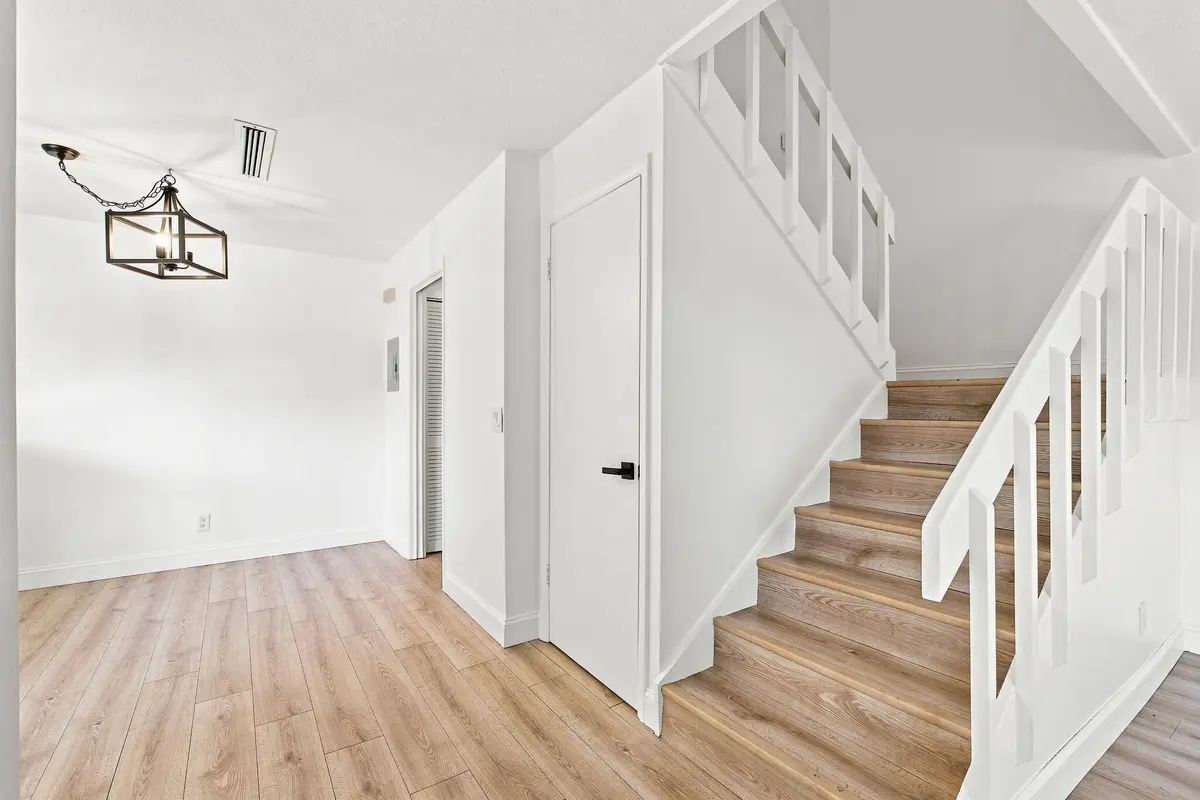27-web-or-mls-Photo (7)-topaz at 1302 NEBRASKA Avenue 1C, Fort Pierce