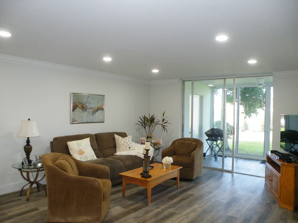 Living Room at 15 Willowbrook Lane 108, Delray Beach