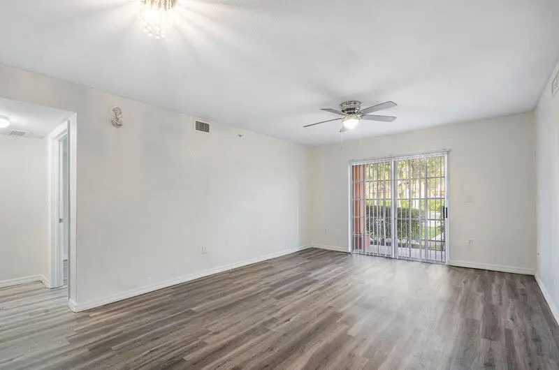7103-living at 6768 Heritage Grande 7103, Boynton Beach